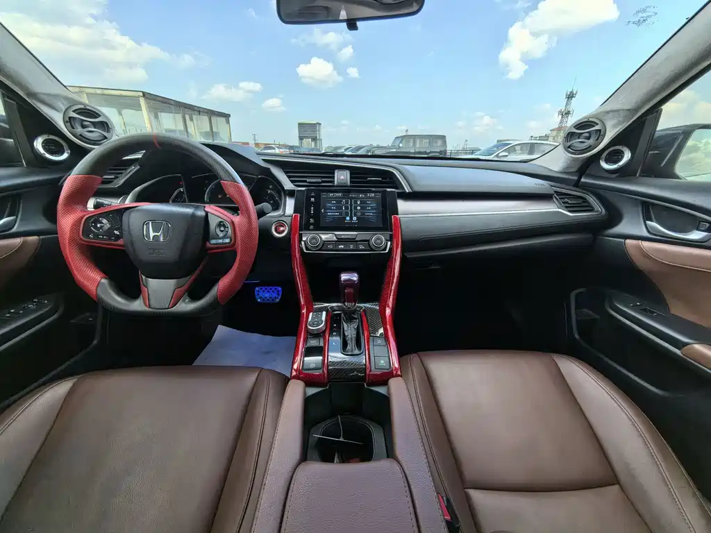 Honda Civic — миниатюра 8