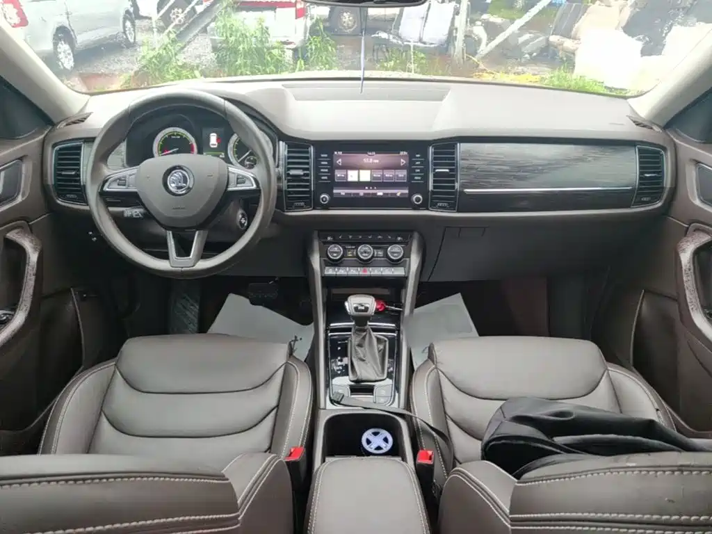 Skoda Kodiaq 2017 TSI380 7 мест Flagship