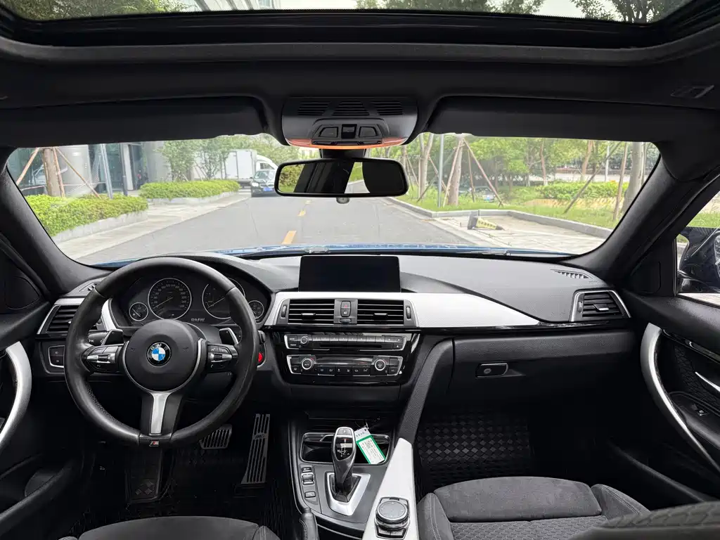 BMW 3 Series — миниатюра 14