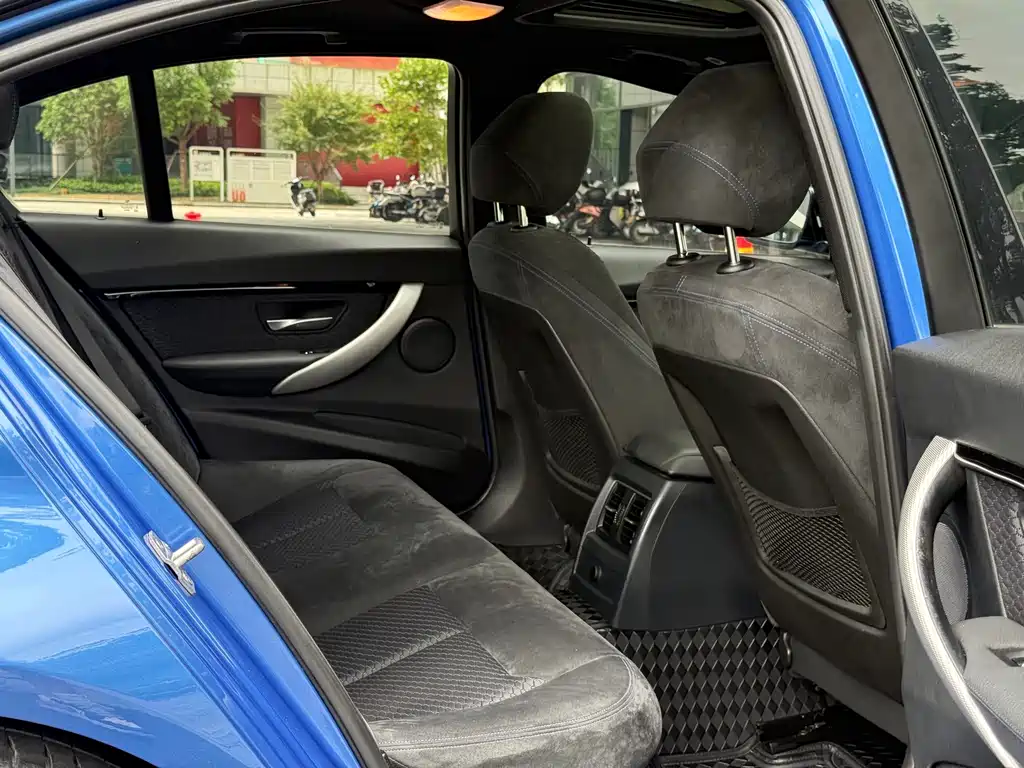 BMW 3 Series — миниатюра 18