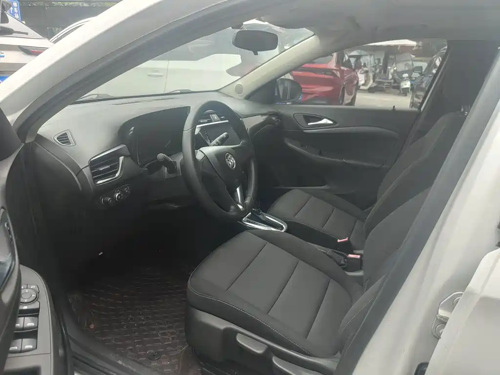 Buick Excelle — миниатюра 12