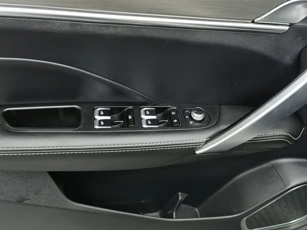 Geely Binyue 2019 260T DCT VI