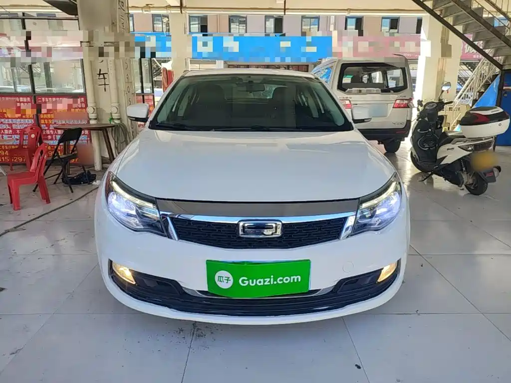 Qoros Qoros 3 — миниатюра 3