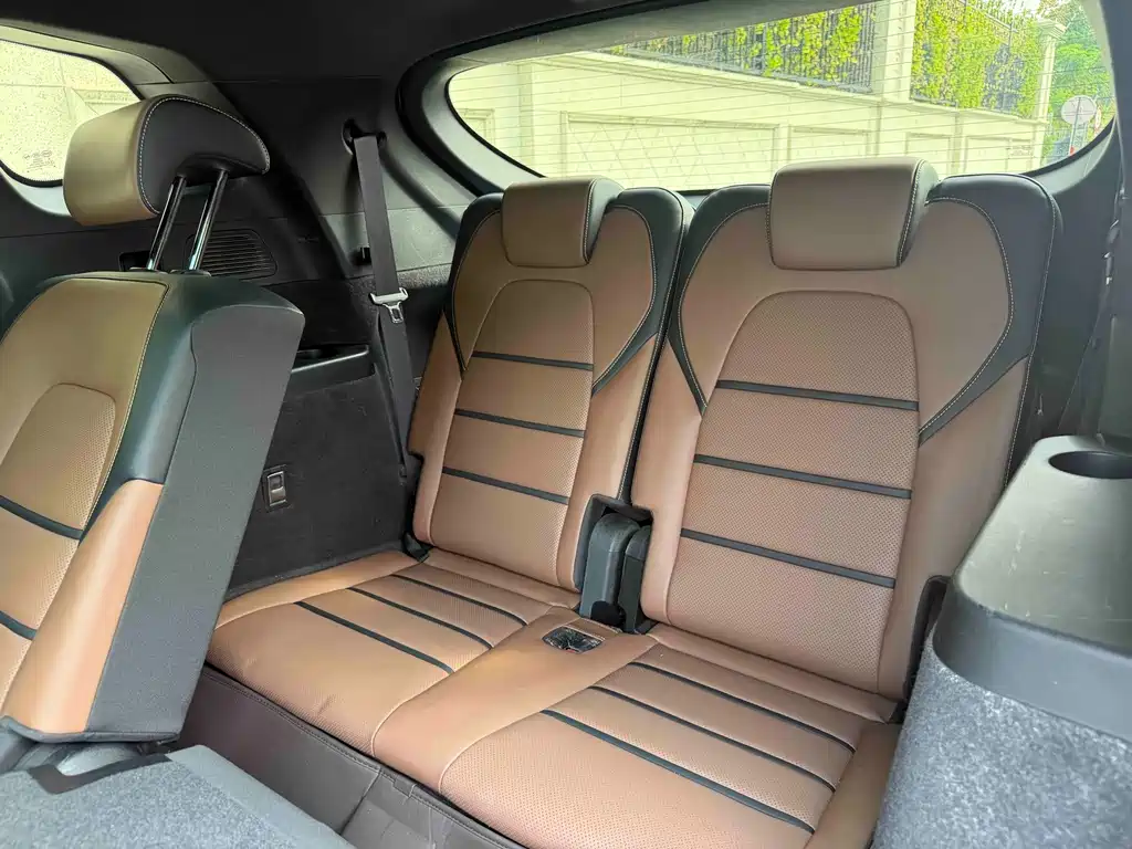 BYD Tang New Energy — миниатюра 8