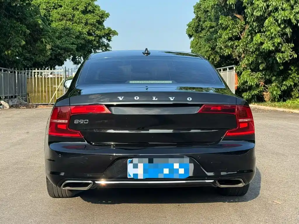 Volvo S90 — миниатюра 8