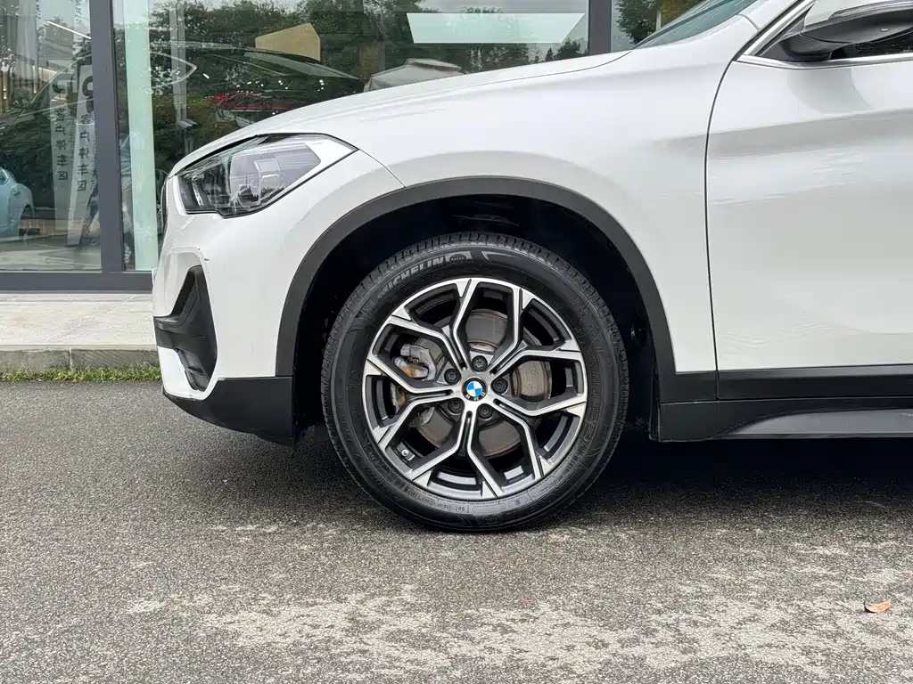 BMW X1 — миниатюра 3
