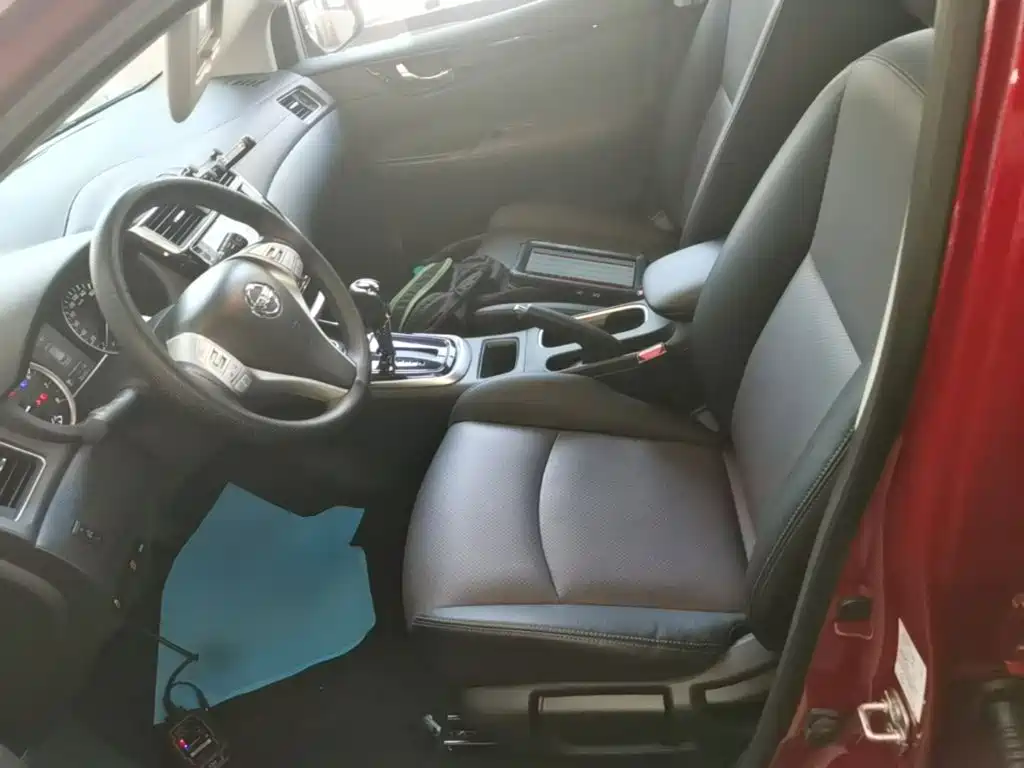 Nissan Tiida — миниатюра 15