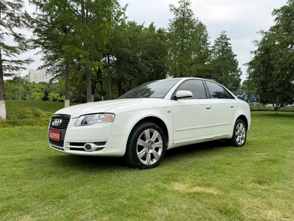 Купить Audi A4