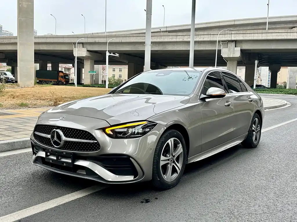 Mercedes-Benz C-Class 2022