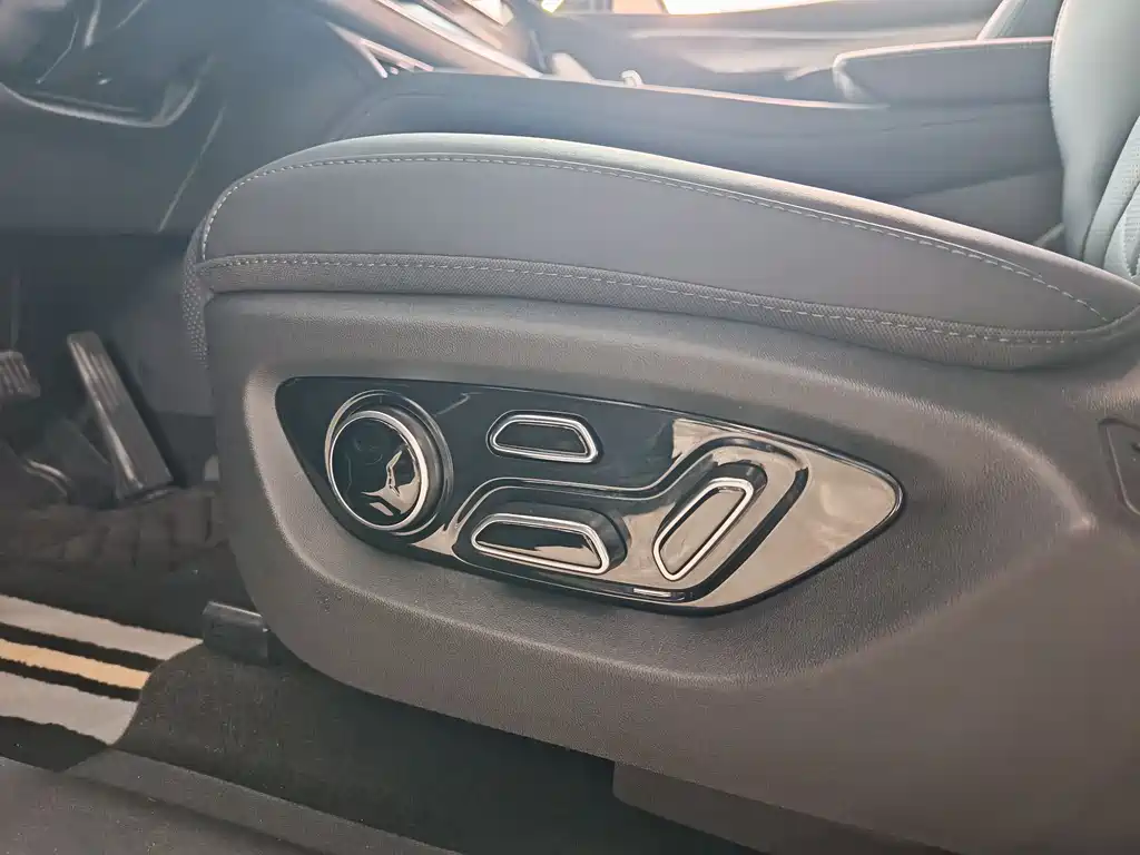 BYD 07 EV 2024 610
