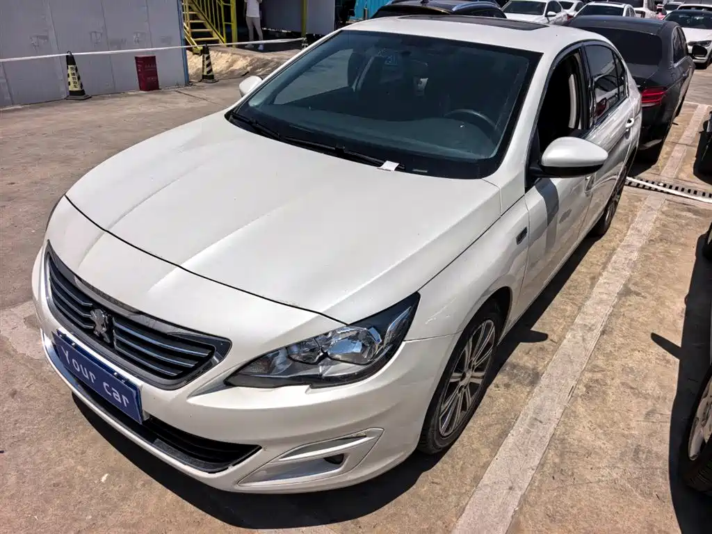 Peugeot 408 2016