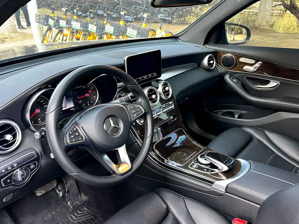 Mercedes-Benz GLC — миниатюра 6