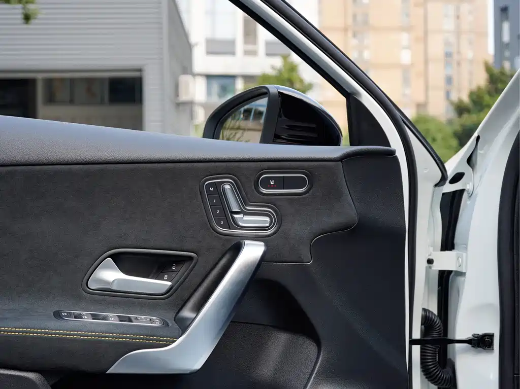 Mercedes-Benz A-Class AMG (Import) — миниатюра 18