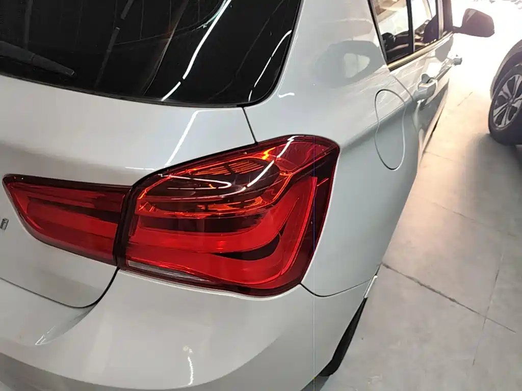 BMW 1 Series (Import) — миниатюра 8