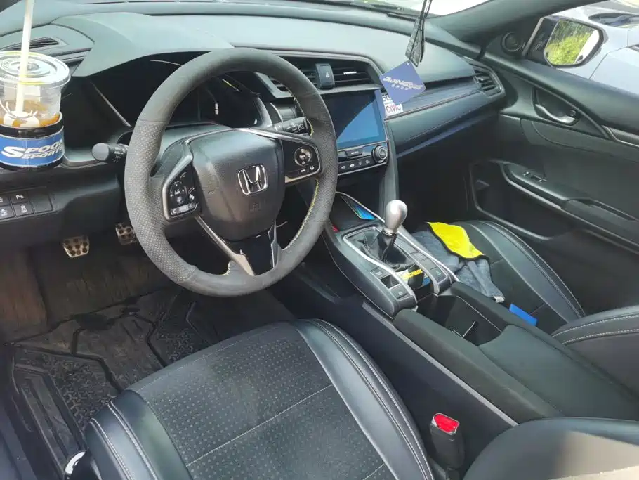 Honda Civic — миниатюра 12