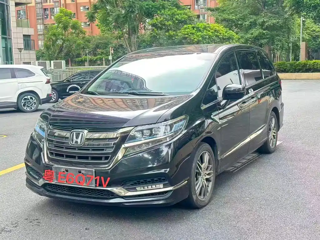 Honda Elysion 2019 2.0L Luxury