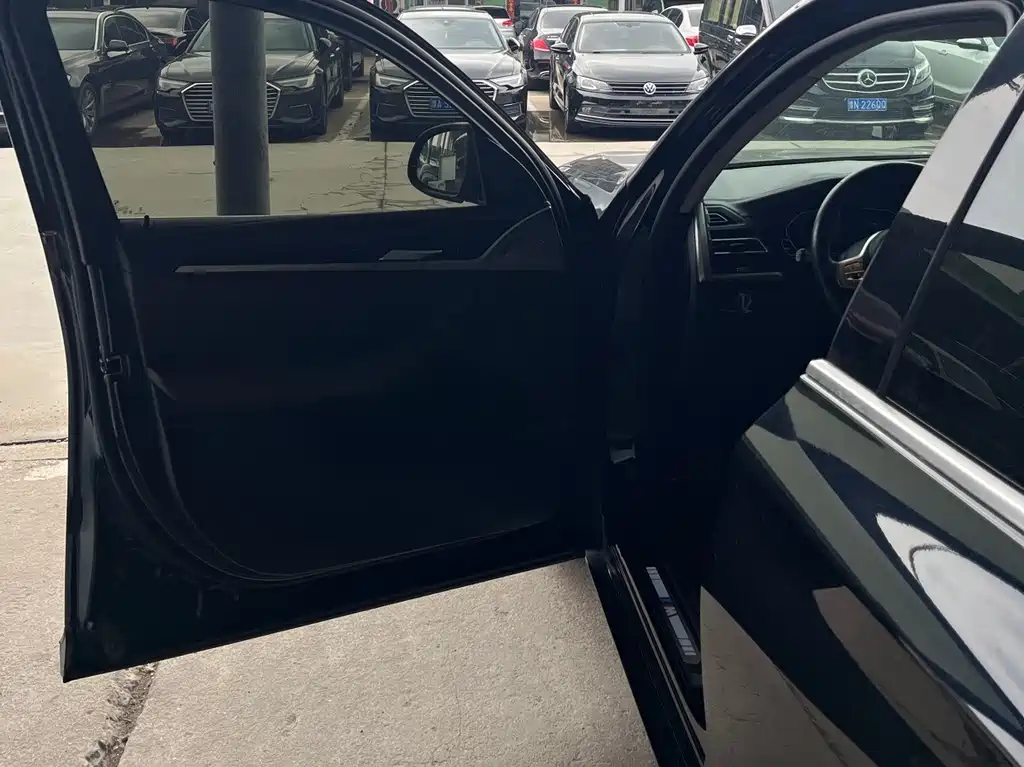 BMW iX3 2022 Lead