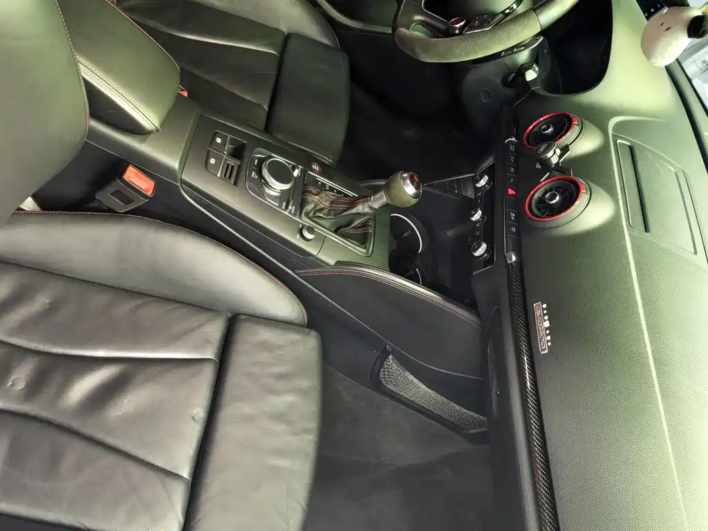 Audi S3 — миниатюра 14