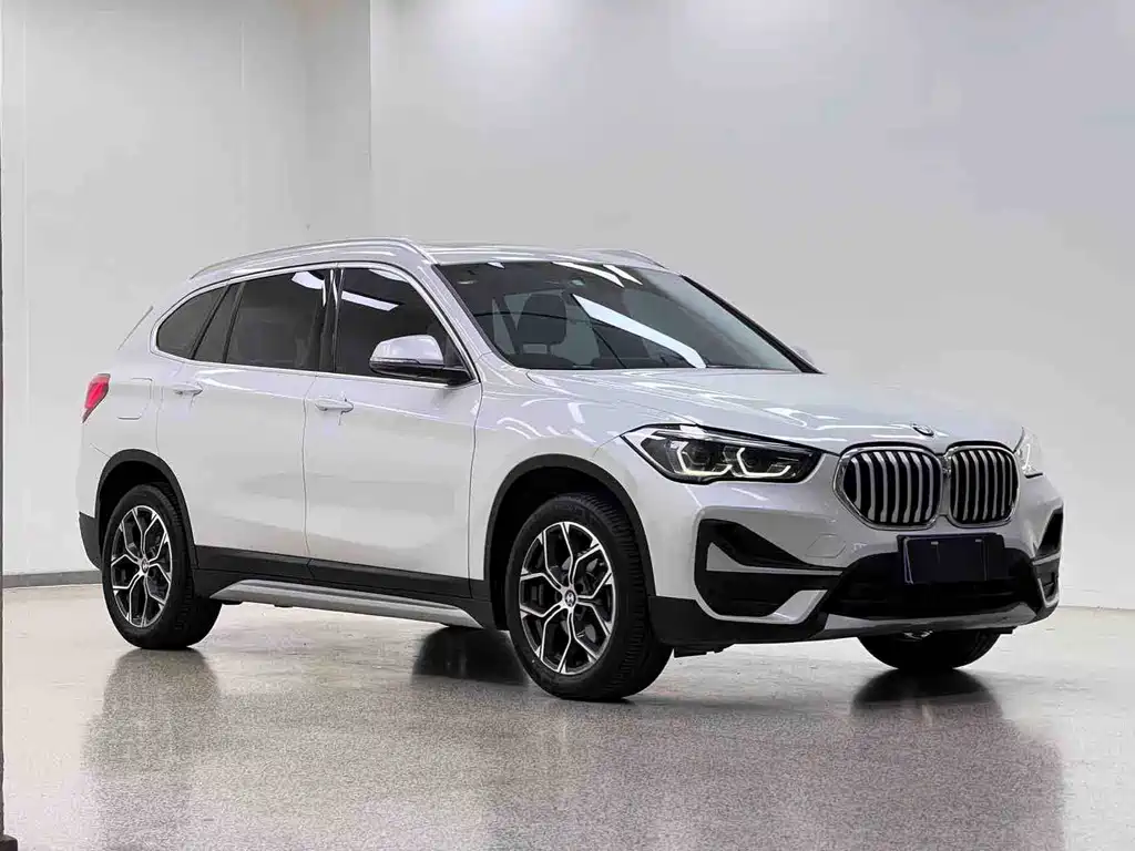 BMW X1 2022 sDrive20Li Premium