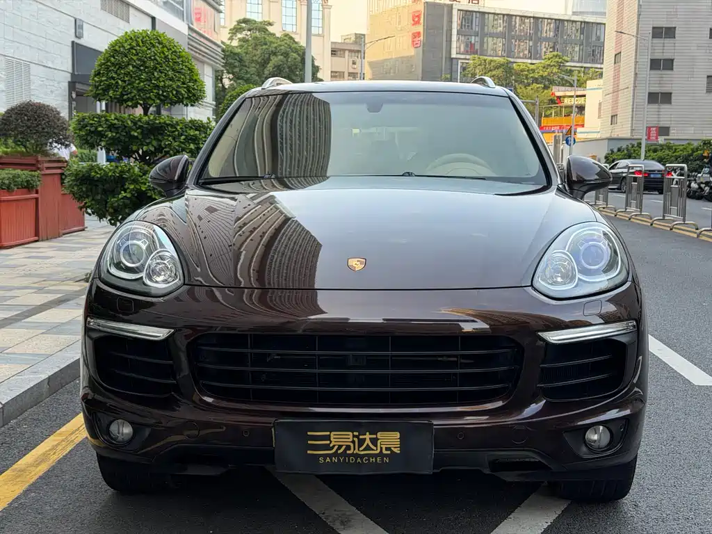 Porsche Cayenne — миниатюра 2