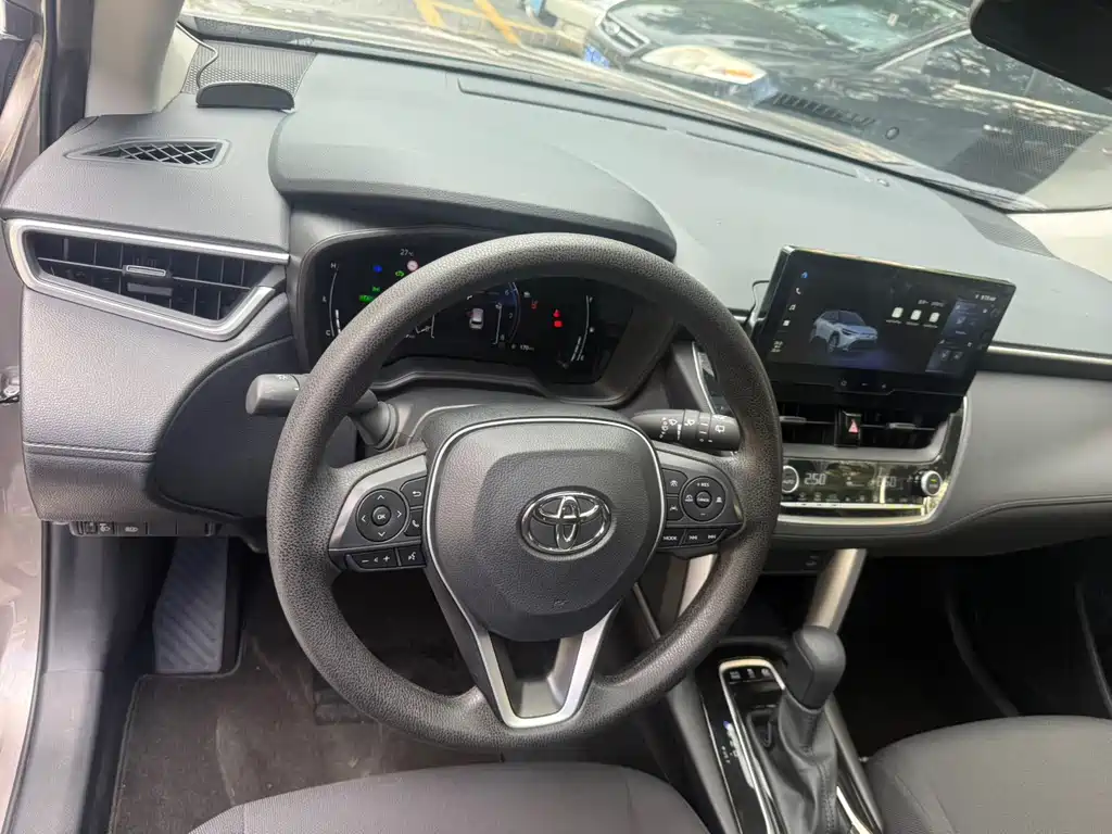 Toyota Frontlander — миниатюра 15