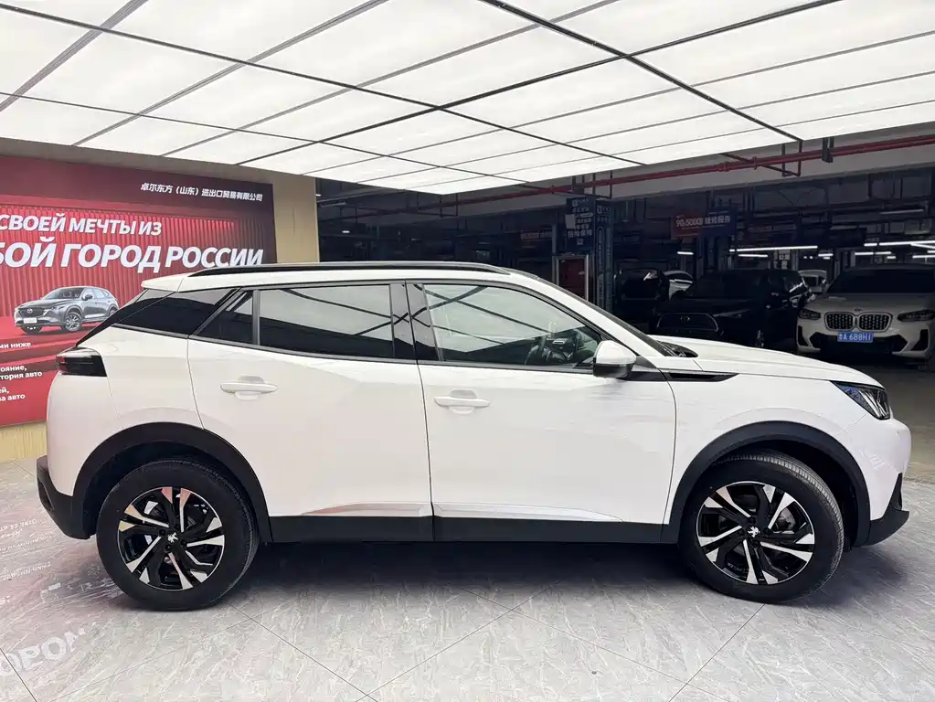 Peugeot 2008 — миниатюра 4