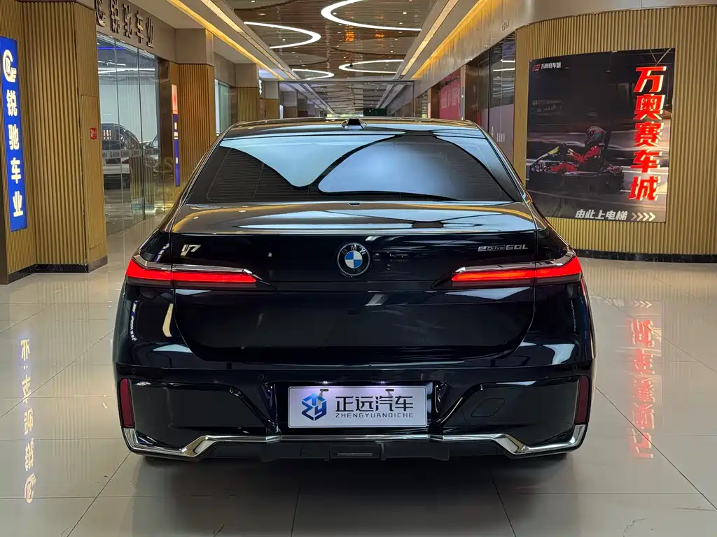 BMW i7 2023 eDrive50L Premium M Sport