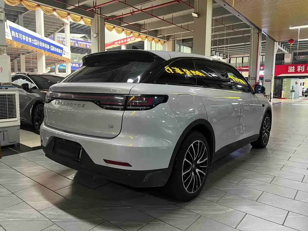 Leapmotor Leapmotor C11 — миниатюра 2