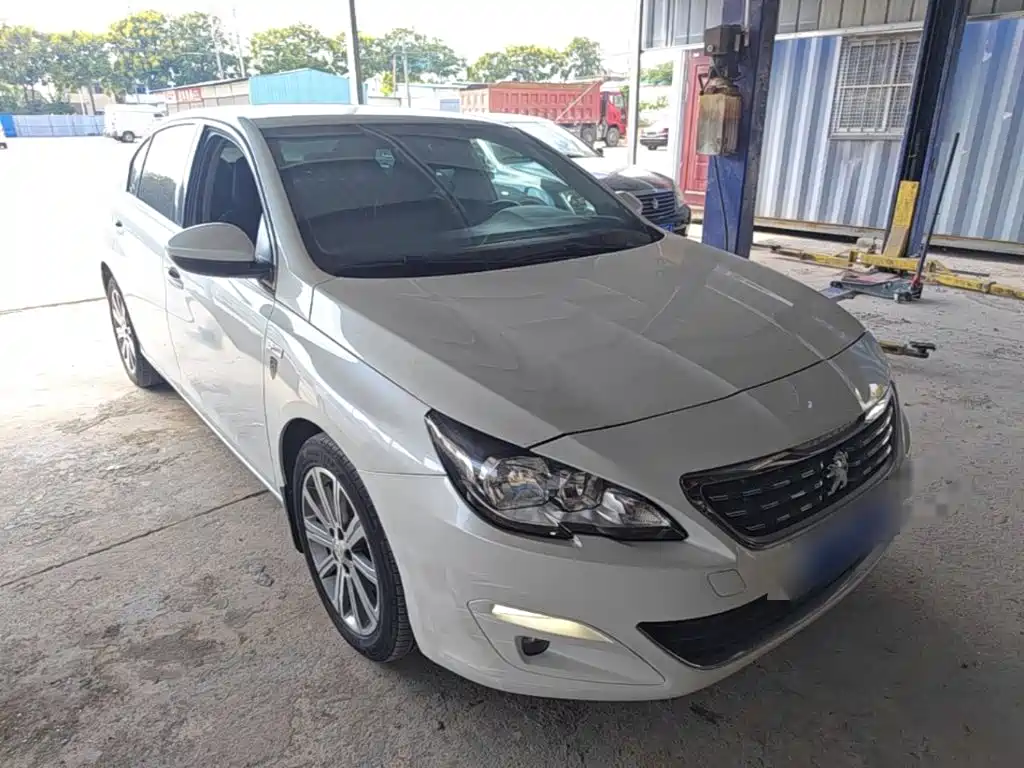 Peugeot 408 — миниатюра 4