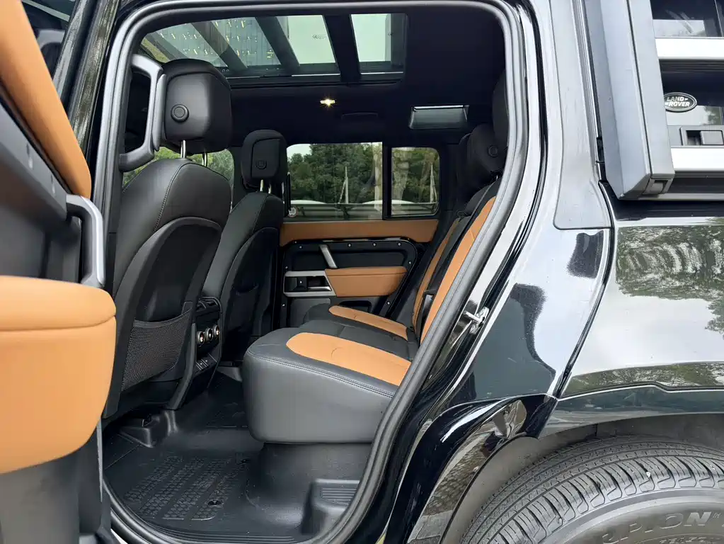 Land Rover Defender — миниатюра 14