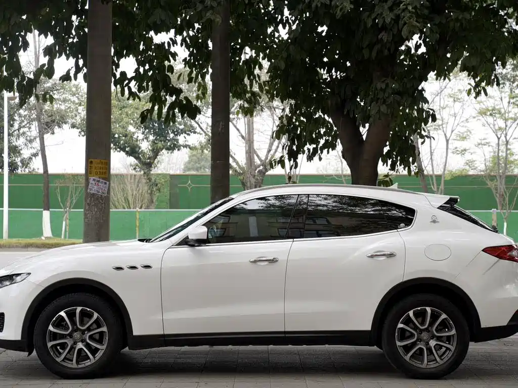 Maserati Levante — миниатюра 3