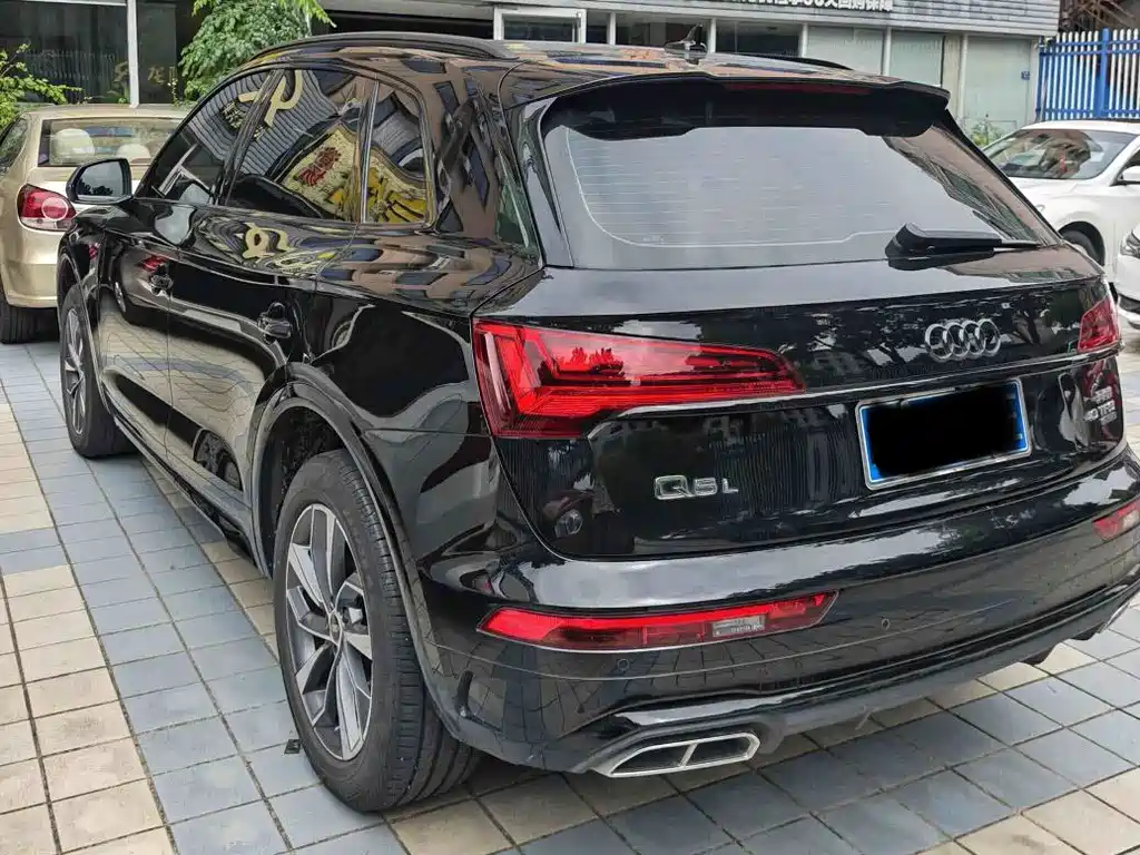 Audi Q5L — миниатюра 4