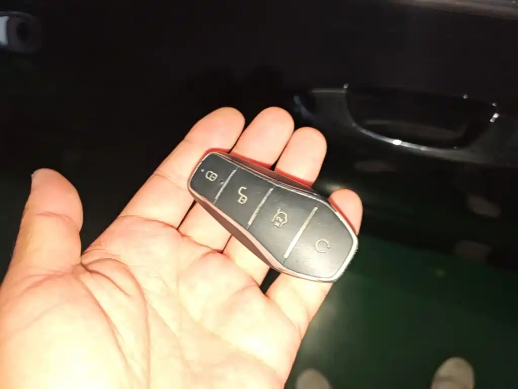 BYD Tang New Energy — миниатюра 9