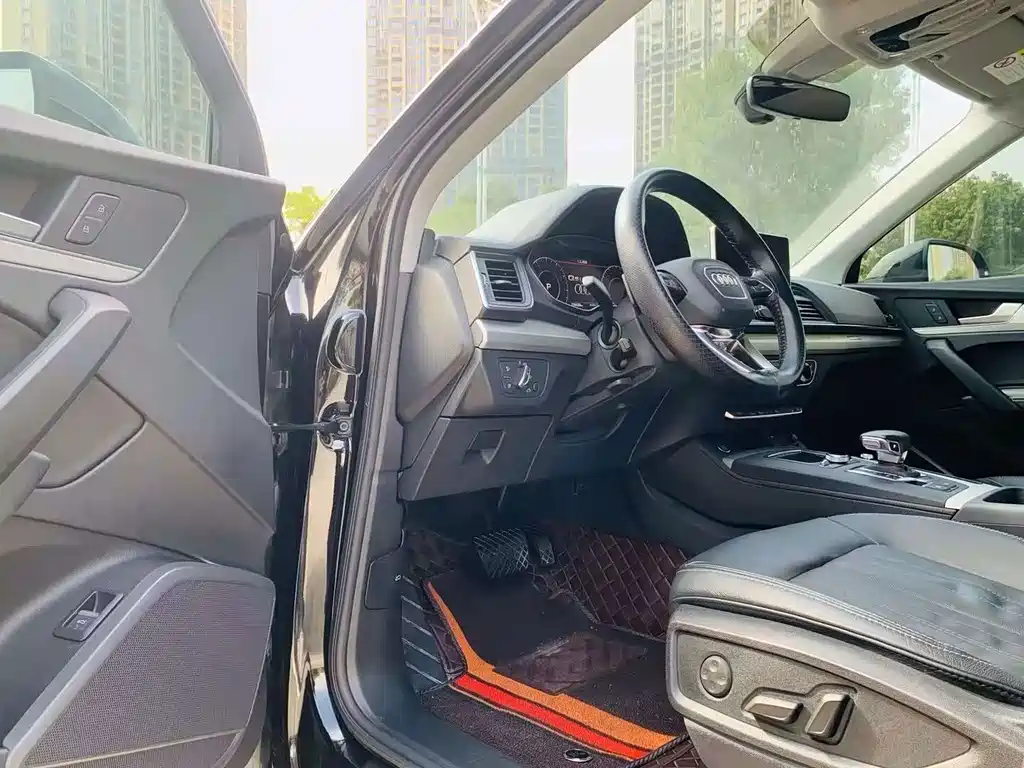 Audi Q5L — миниатюра 5