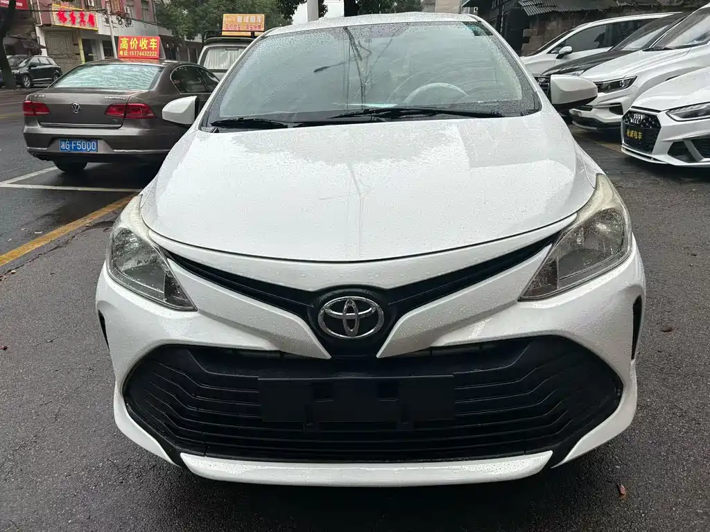 Toyota Vios — миниатюра 2