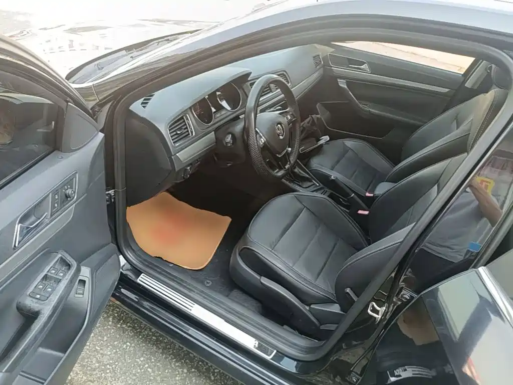 Volkswagen Lavida — миниатюра 16