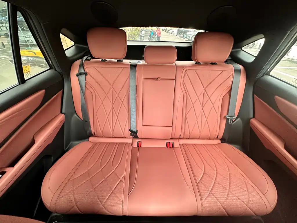 Geely 博越REV — миниатюра 22