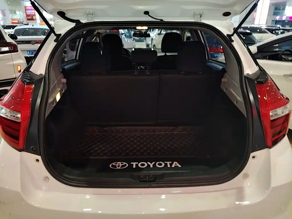 Toyota Vios FS — миниатюра 19