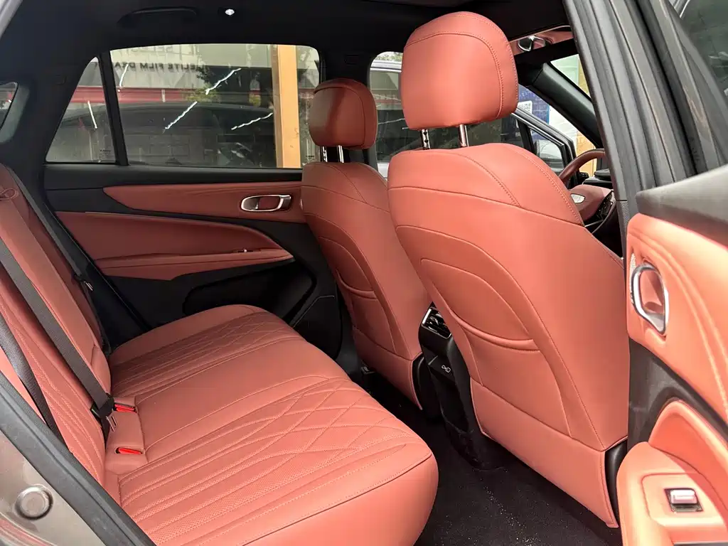 Geely 博越REV — миниатюра 7