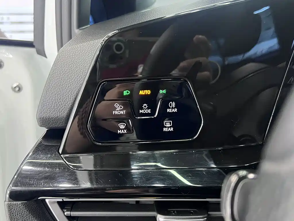 Volkswagen Golf — миниатюра 10
