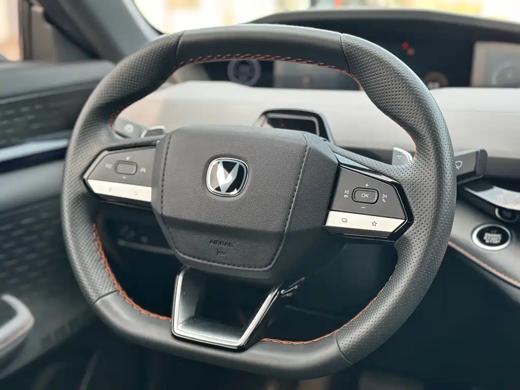 Changan UNI-V — миниатюра 23