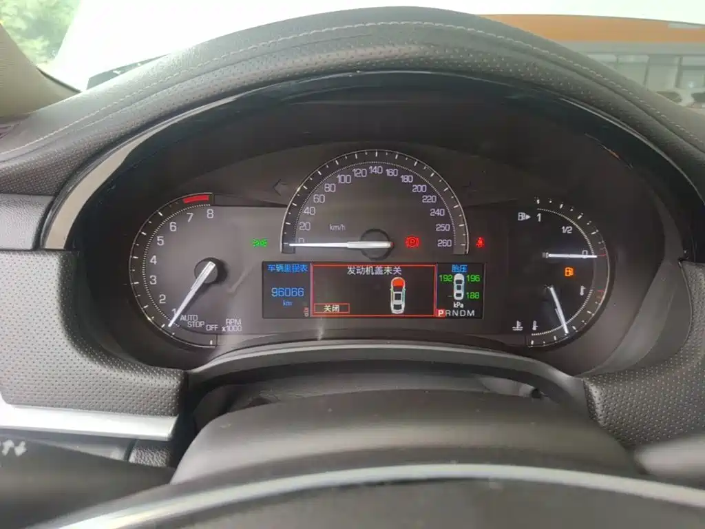 Cadillac XTS — миниатюра 12