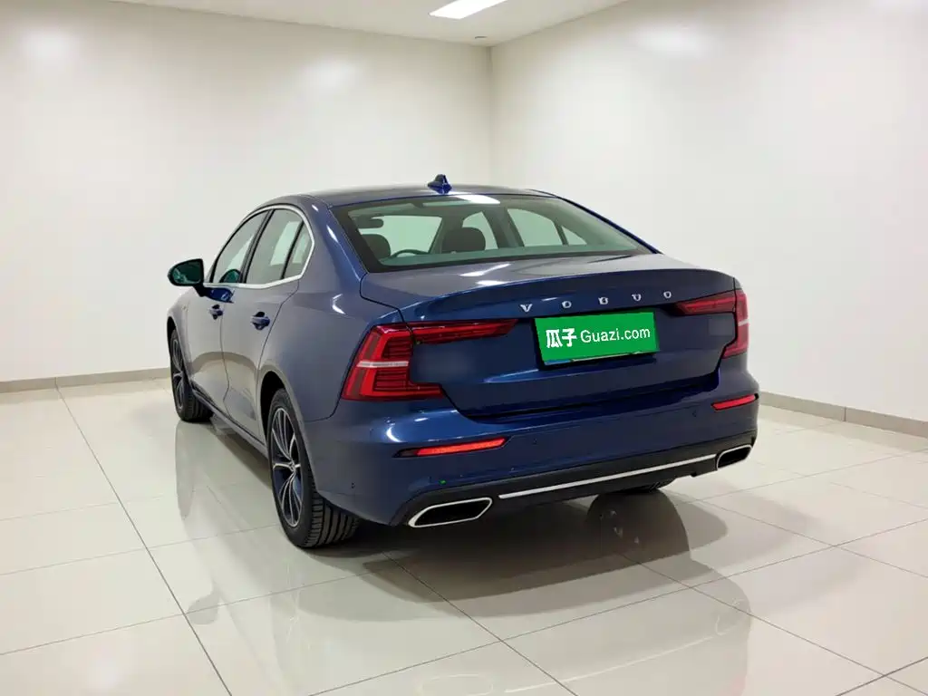 Volvo S60 — миниатюра 4
