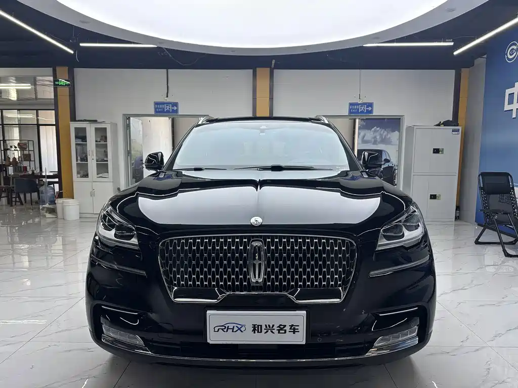 Lincoln Aviator — миниатюра 2