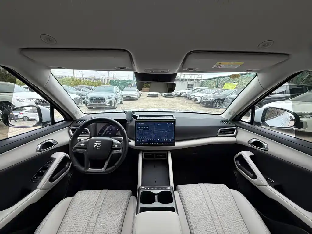 BYD Yuan UP — миниатюра 5