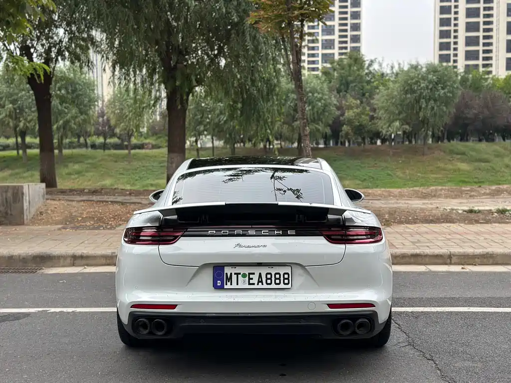 Porsche Panamera — миниатюра 8