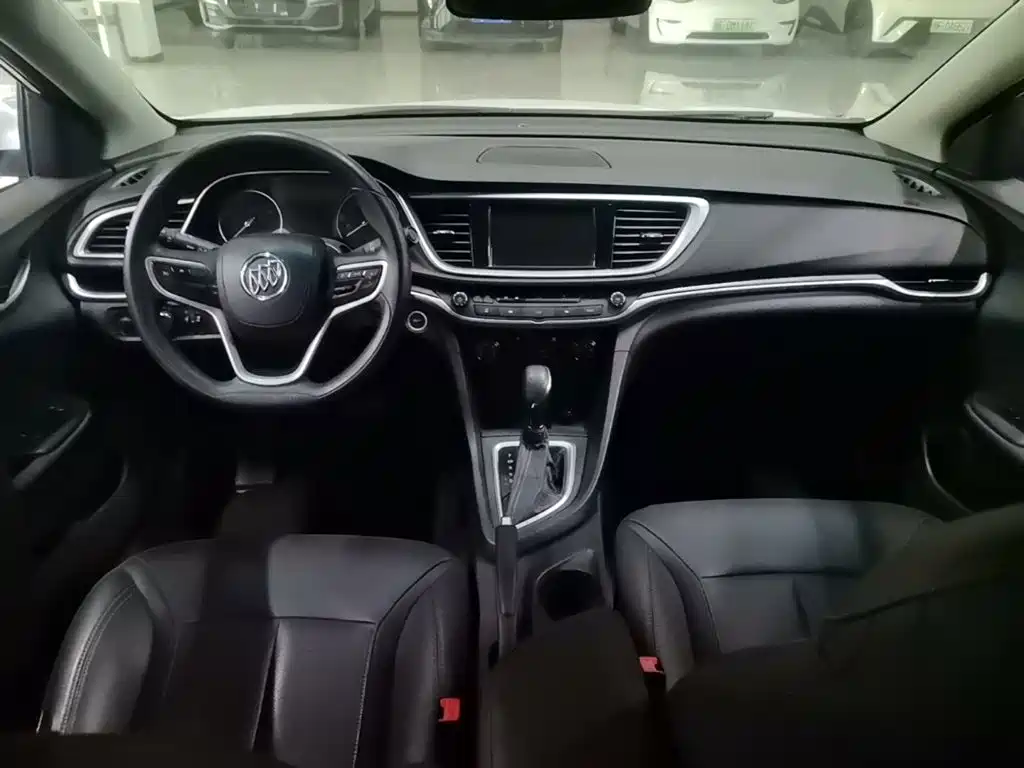 Buick Excelle — миниатюра 10