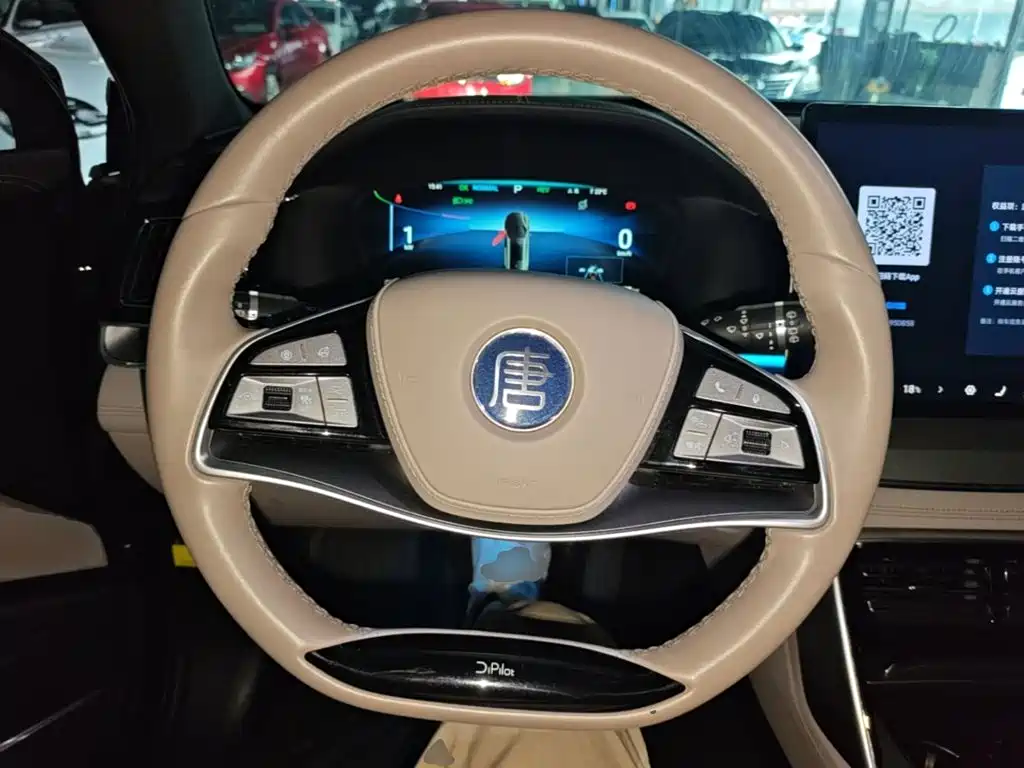 BYD Tang New Energy — миниатюра 11