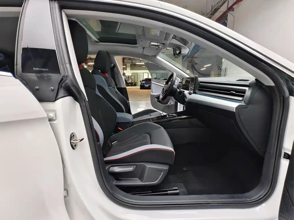 Volkswagen Lamando — миниатюра 20