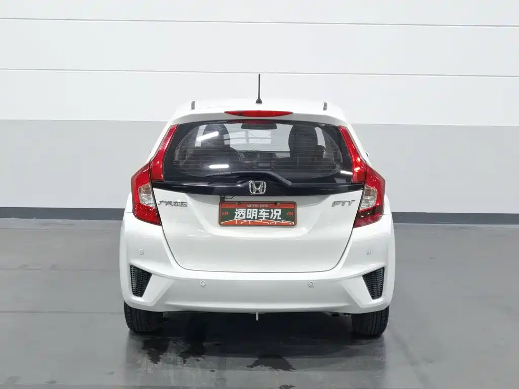 Honda Fit — миниатюра 4